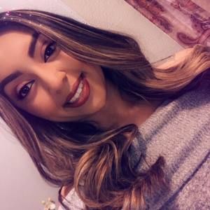 Meet your Posher, Yessica